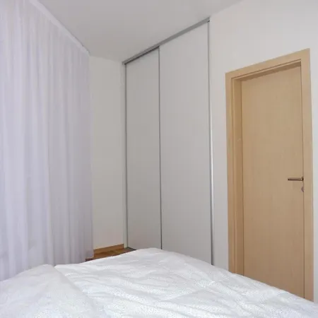 Modern Jegeho - Tipos Arena Apartamento